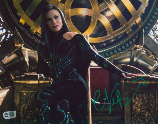 Cate Blanchett Signed 11x14 Photo - SWAU Authenticated