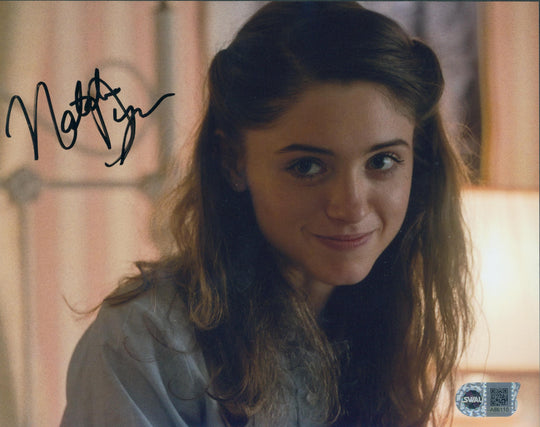 Natalia Dyer 8x10 Photo - SWAU Authenticated