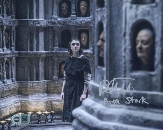 Maisie Williams Signed 8x10 Photo - SWAU Authenticated