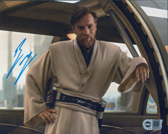 Ewan McGregor Signed 8x10 Photo - SWAU Authenticated